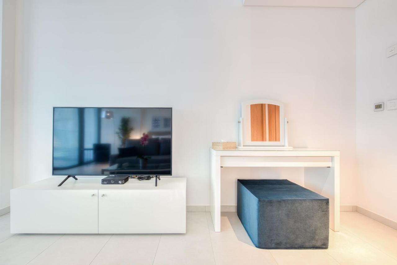 Maison Privee - Luxury, Spacious, Modern Near Burj Khalifa And Dubai Canal Exteriör bild