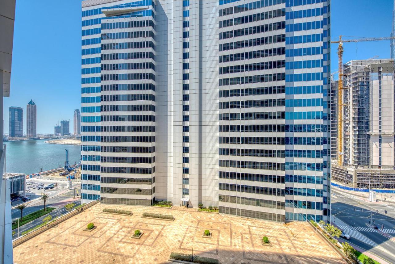 Maison Privee - Luxury, Spacious, Modern Near Burj Khalifa And Dubai Canal Exteriör bild